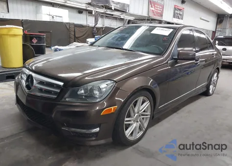 2013 Mercedes-Benz C 250 Sport from USA, damaged, VIN WDDGF4HB6DF987903